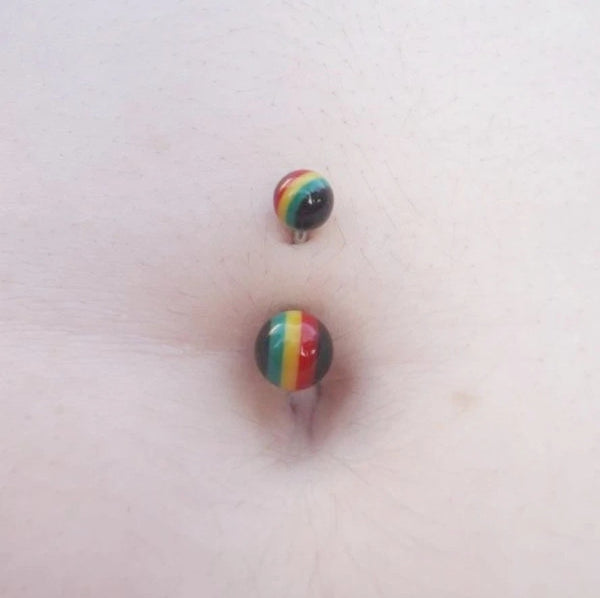 Surgical Steel 14g Rasta Balls Navel Barbell.